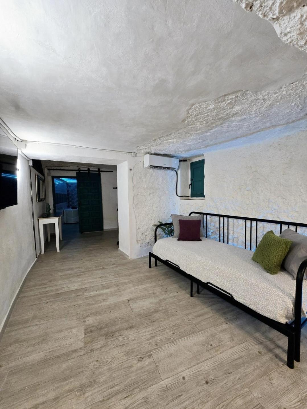 דירות פאטרנה Bonita Casa Cueva Con Jacuzzi מראה חיצוני תמונה